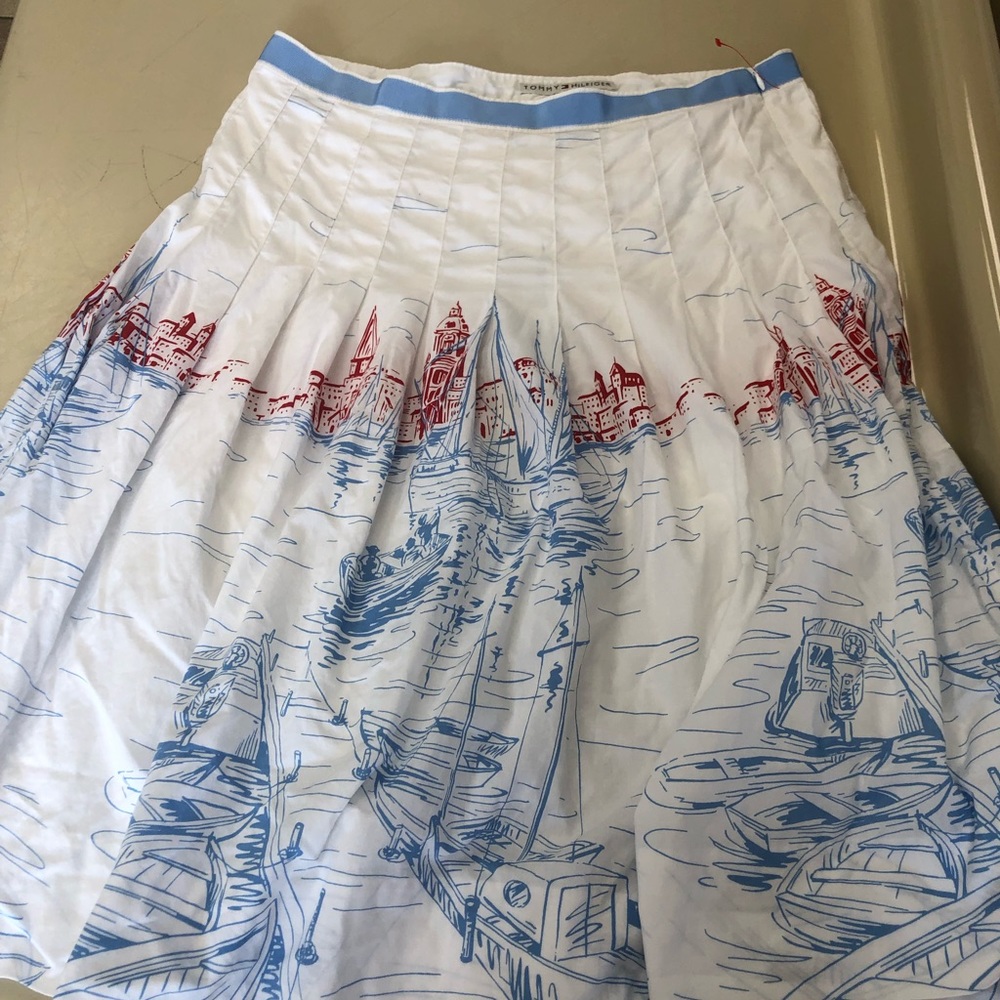 TOMMY HILFIGER skirt with flare